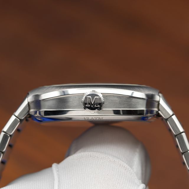 H. Moser and Cie Streamliner 6200-1200 Image 2